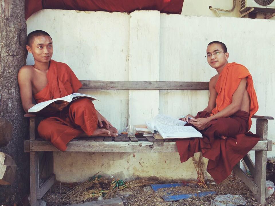 Monjes Budistas en Myanmar