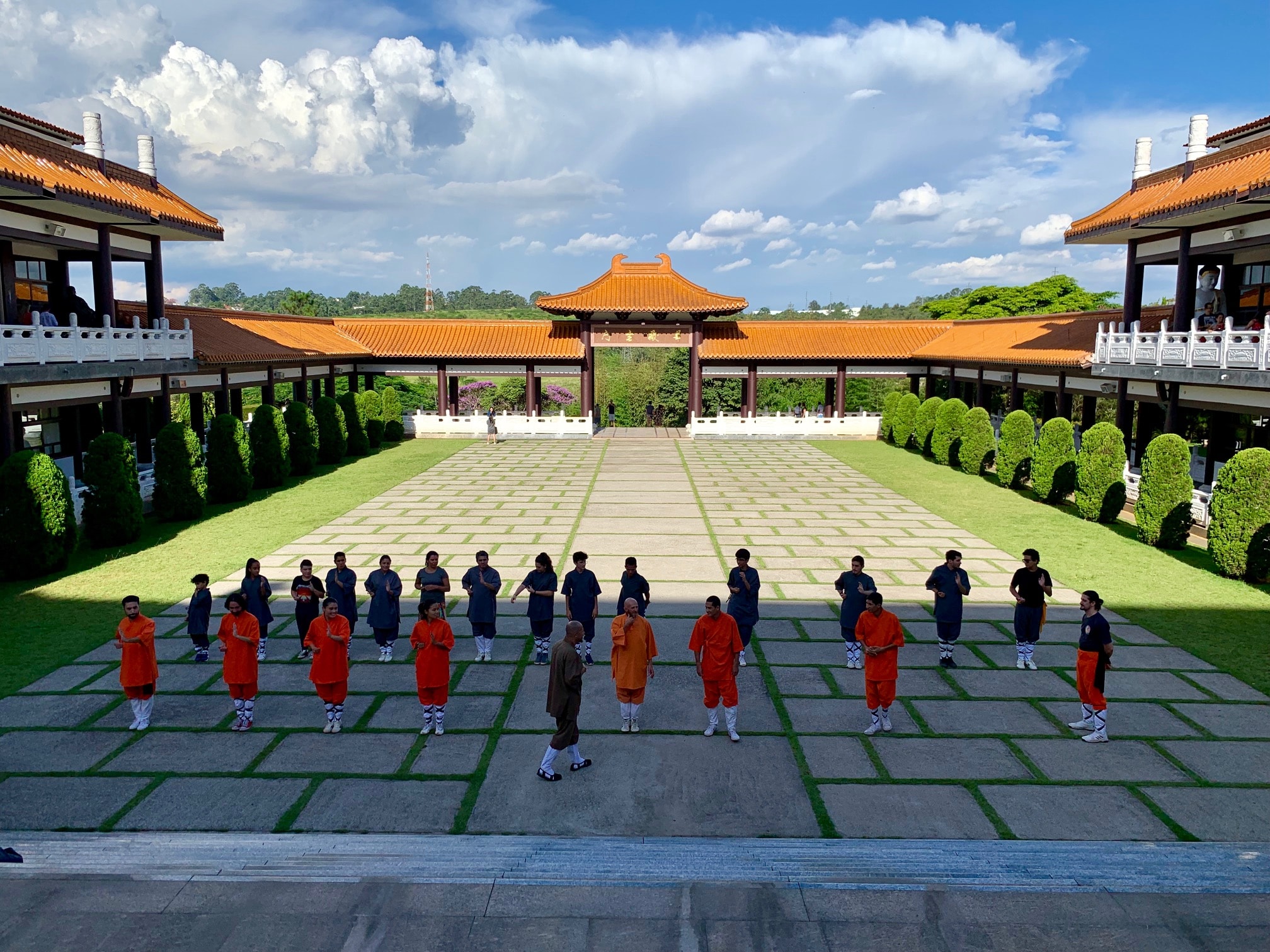 Templo Budista Zu Lai cerca de Embu das Artes