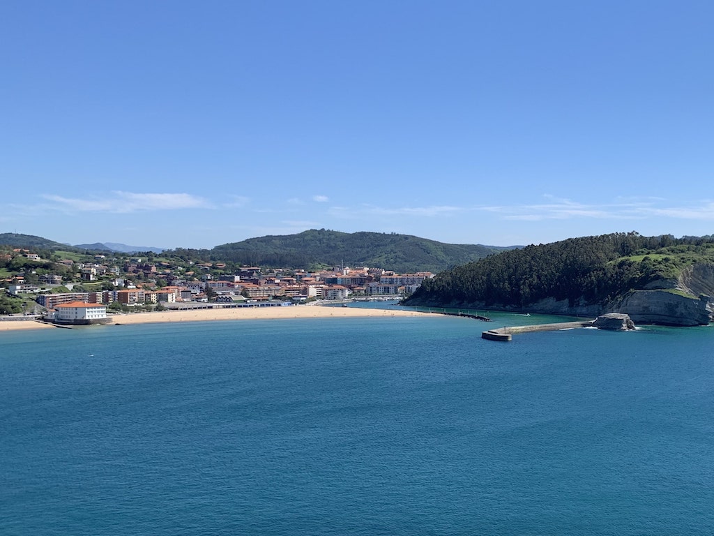 Playa de Plentzia en Bizkaia (Costa Vasca)